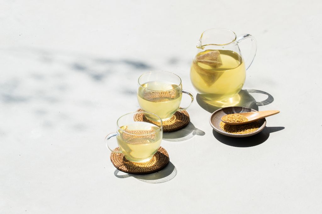 韃靼そば茶 カップとポット